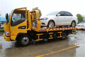 金水附近拖车救援24小时服务热线